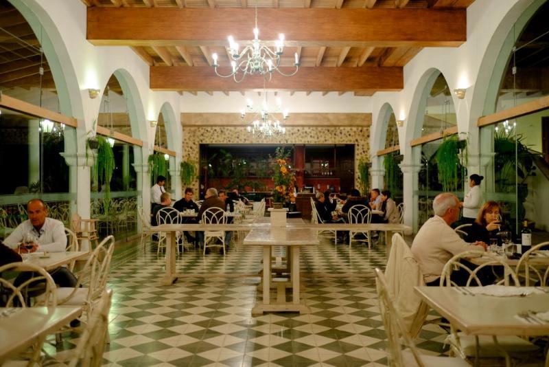Vinas Queirolo Hotel San Juan Bautista